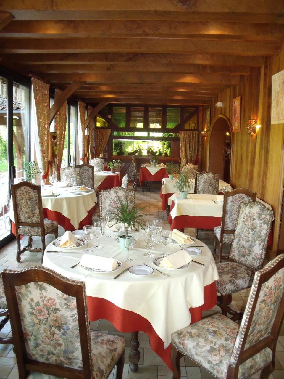 Hotel Restaurant L'Ecluse Antonne-et-Trigonant المظهر الخارجي الصورة
